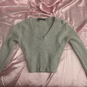 BRANDY MELVILLE GRAY LONG SLEEVE FLEECE V-NECK TOP
